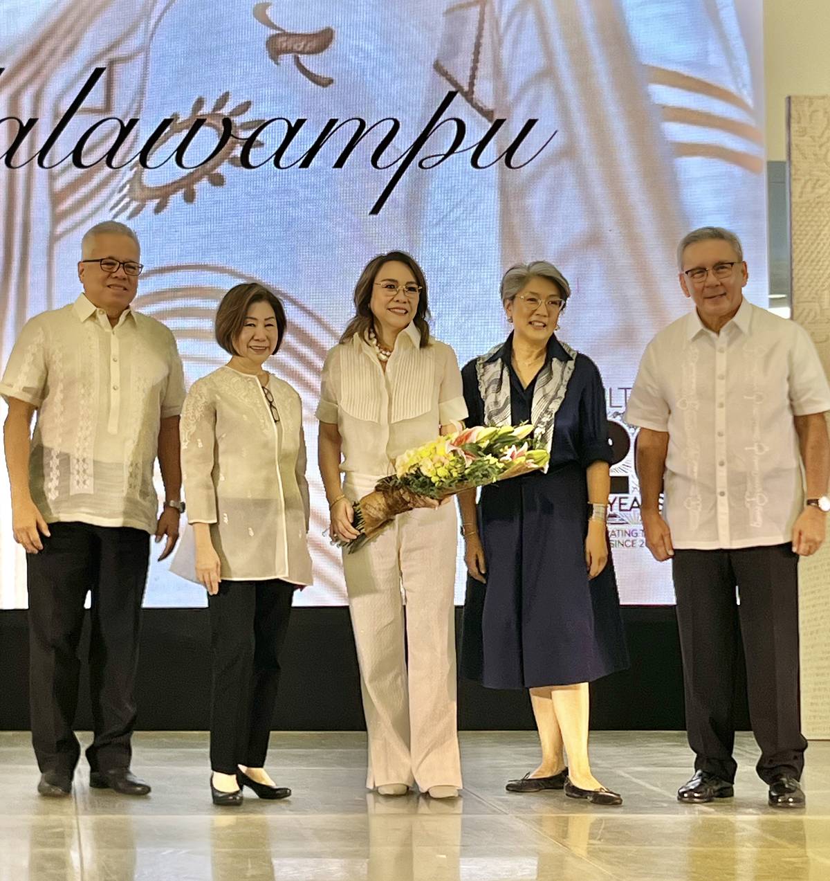 Former DTI Secretary Ramon Lopez, Tessie Sy-Coson, Kultura president Ivy Yap, Irene Marcos-Araneta and Jorge Mendiola.